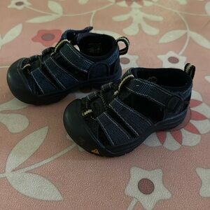 Keen sandals, blue, Toddler 4